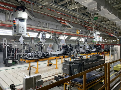 世界車，成都造 探訪東風雪鐵龍凡爾賽C5 X的現代智造與綠色匠心